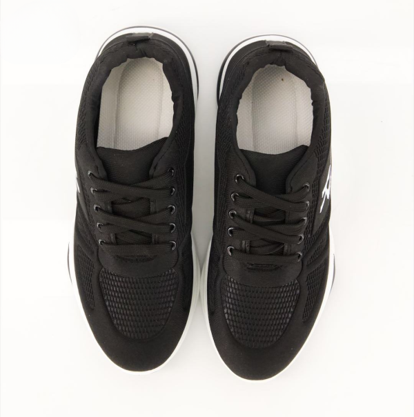 Kicks Women Chunky Sneakers