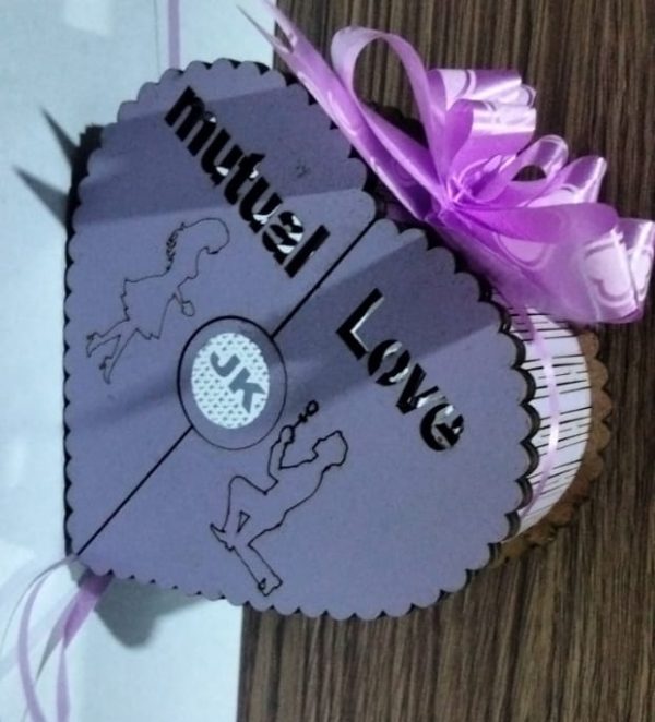 Mutual Love Perfume Wood Heart Shape Perfume | Decorating Perfume (Random Color)