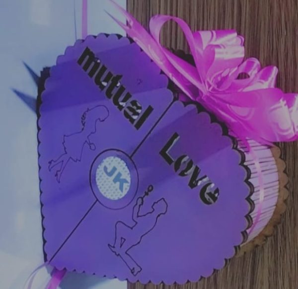 Mutual Love Perfume Wood Heart Shape Perfume | Decorating Perfume (Random Color)